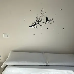 https://hightown-hotel.it-lombardy.com