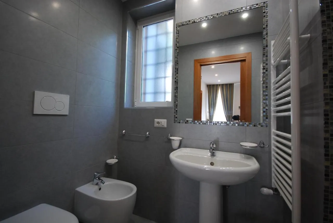 L'Oasi Al Pigneto - Guest House Rome 3*,  Italy